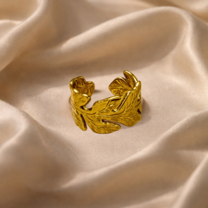Studio-style image showcasing Dal ring against a neutral, elegant backdrop